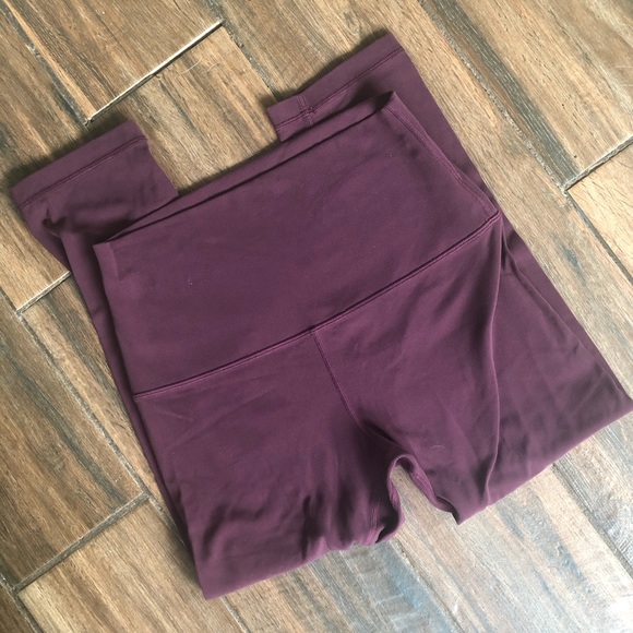 SOLD! Like new Lululemon Align 21” leggings - Picture 2 of 4